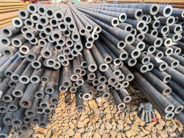 盐山42CrMo小口径无缝钢管